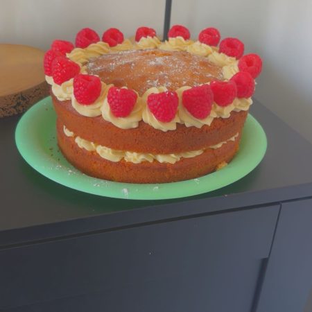 Famous Victoria sponge