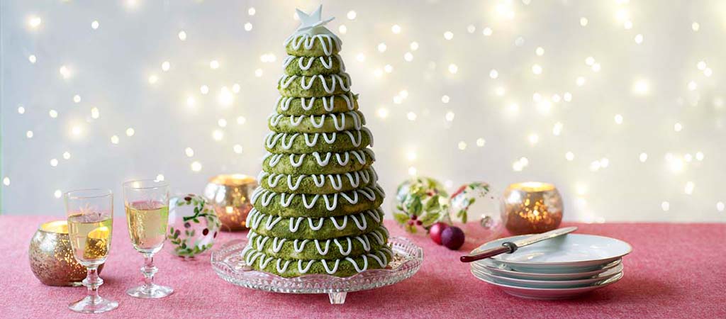 Paul Hollywood's Christmas Kransekake  The Great British 