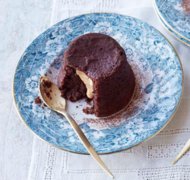 Paul Hollywood’s Molten Puddings