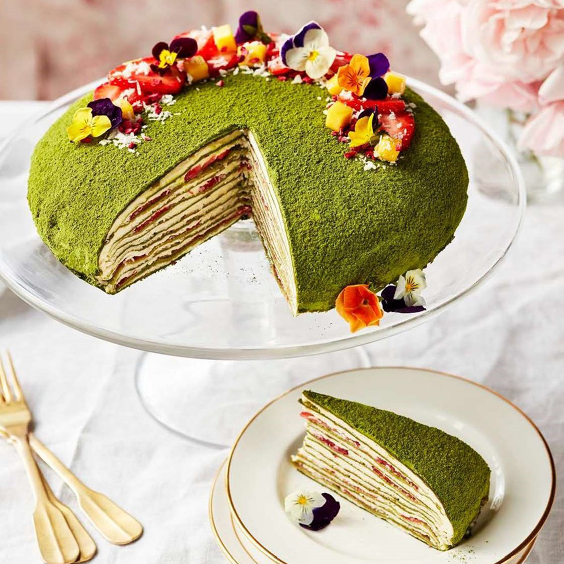 How to make a matcha mille crepe cake | Express.co.uk