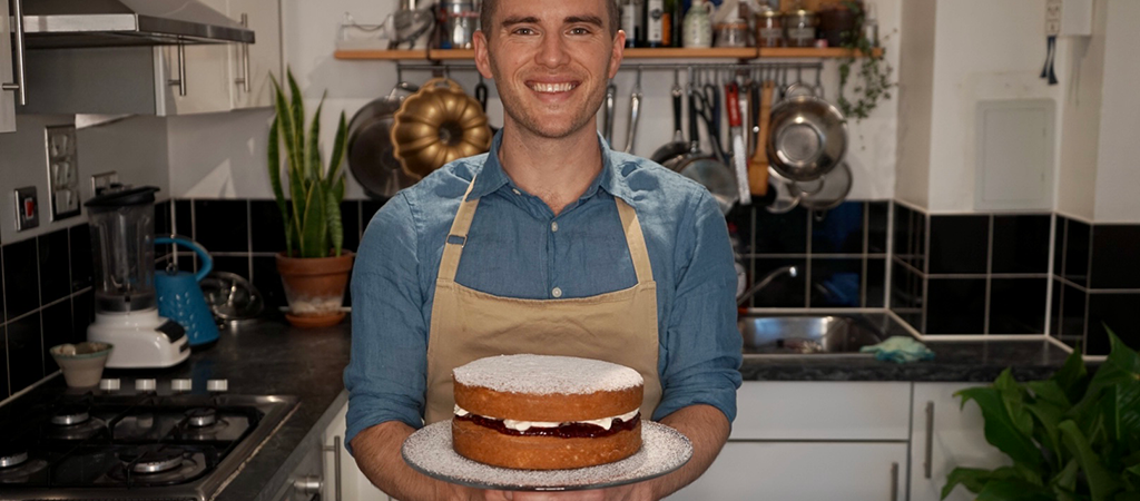 David's Vanilla Sponge Cake - The Great British Bake Off | The Great ...