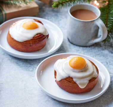 Rowan’s ‘Fried Egg’ Breakfast Buns