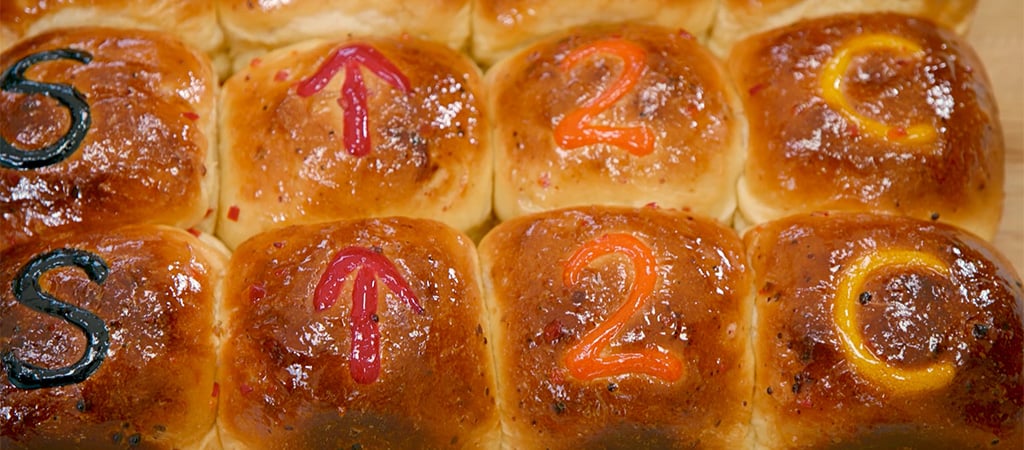 Paul Hollywood's Tear 'n' Share Cheese & Chilli Buns