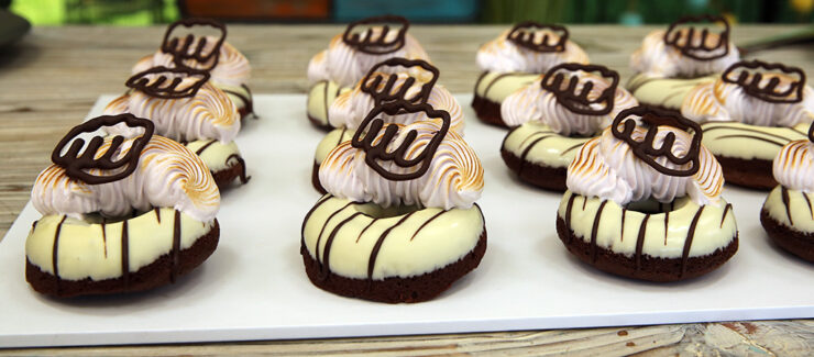 Liam Charles's Bronuts