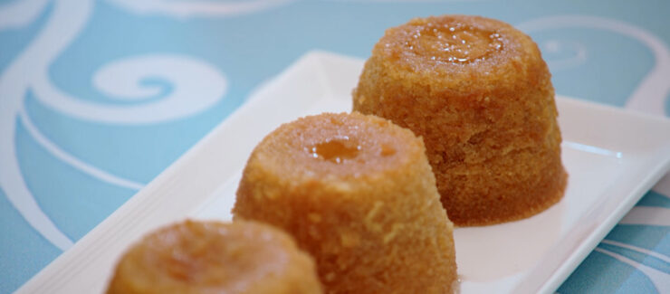 Paul Hollywood’s Steamed Syrup Puddings with Custard