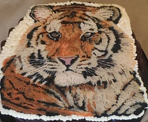 50 Tiger Cake Design (Cake Idea) - October 2019 | Tiger cake, Buttercream  decorating, Animal cakes