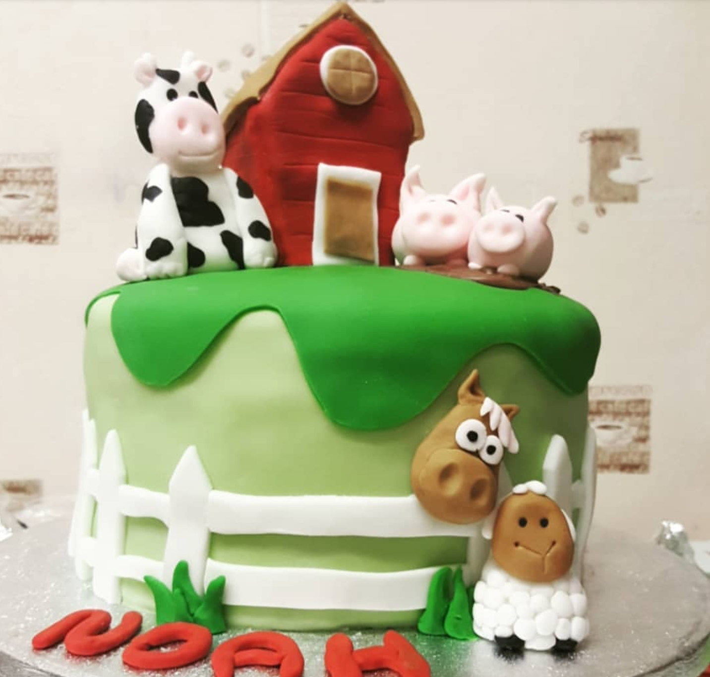 Farmyard cake - The Great British Bake Off | The Great British Bake Off