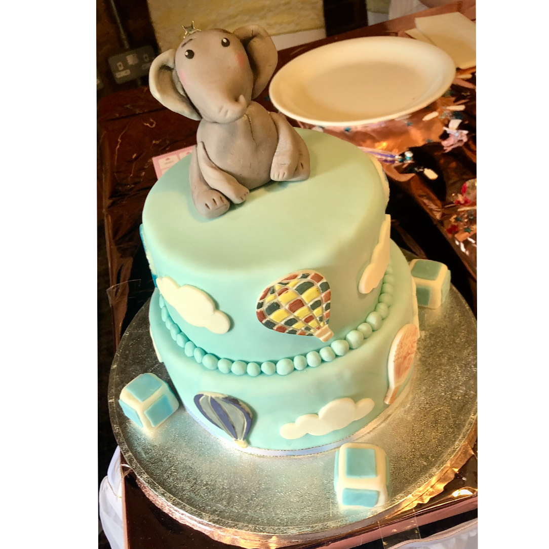 Baby shower cake - The Bake Off | The Great British Off