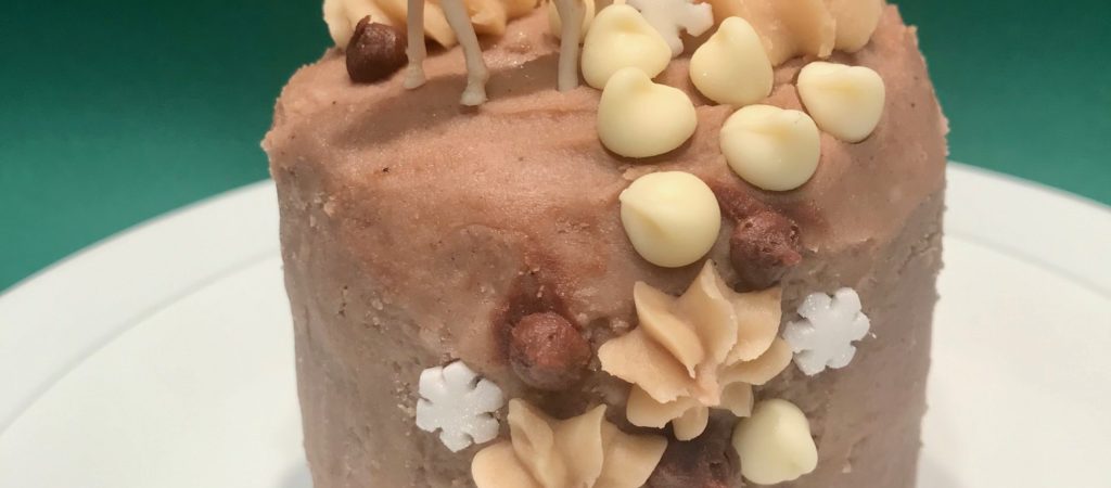 Christmas tin cake - The Great British Bake Off | The Great British