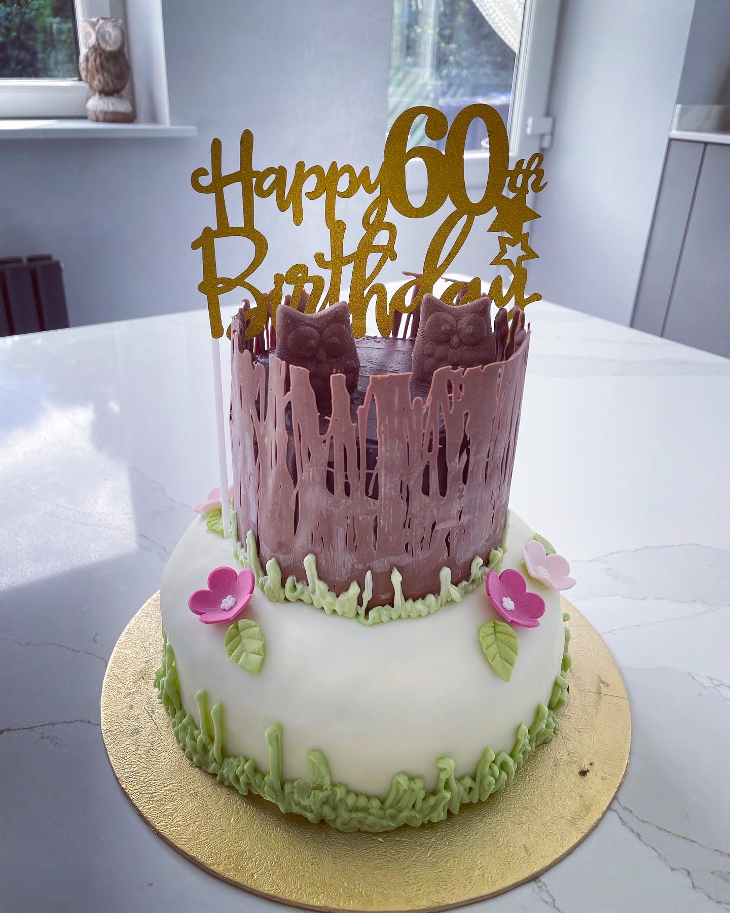 Mum's 60th birthday cake - The Great British Bake Off