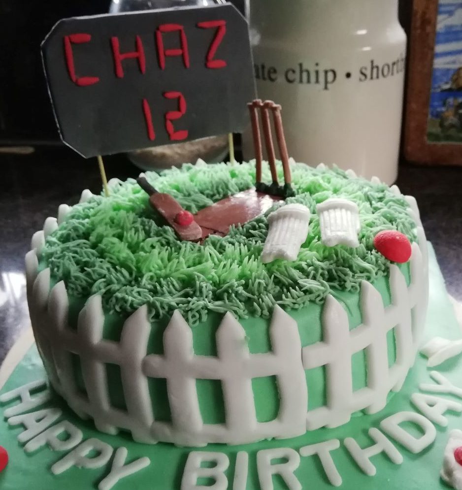 Cricket lover cake 🏏 . . #cricketcake #cricket #cricketlover  #chocolatecake #fondant #fondantcake #fondantdecoration #mango #mangocake…  | Instagram