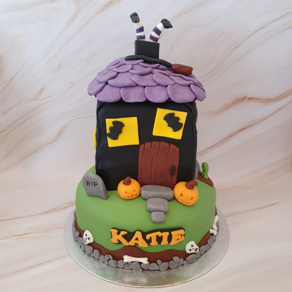 scary birthday cakes