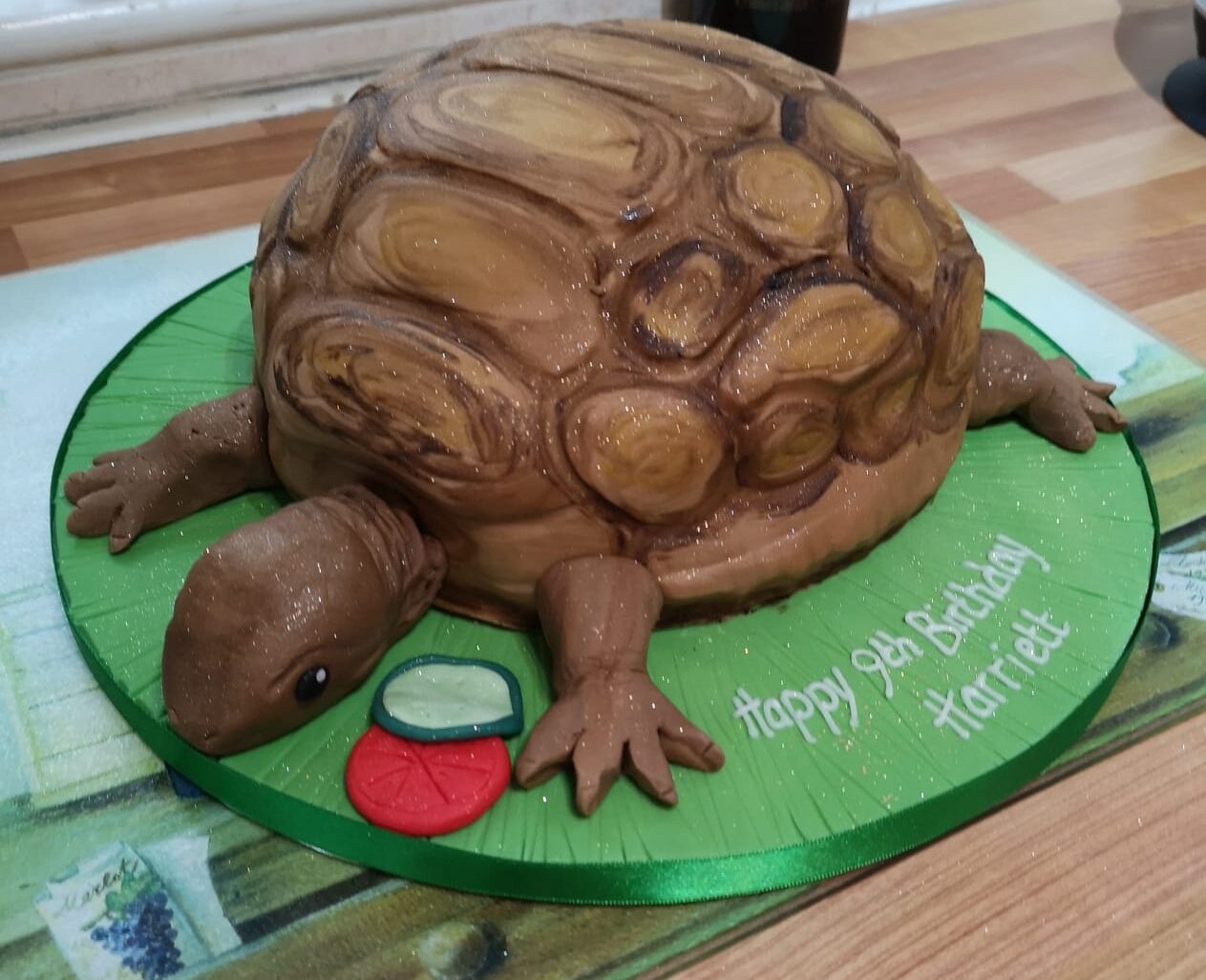 Tortoise cake I made for a birthday. I think it turned out very realistic.  I tried emulating North Star Cakes. | Tortoise, Star cakes, Tortoises