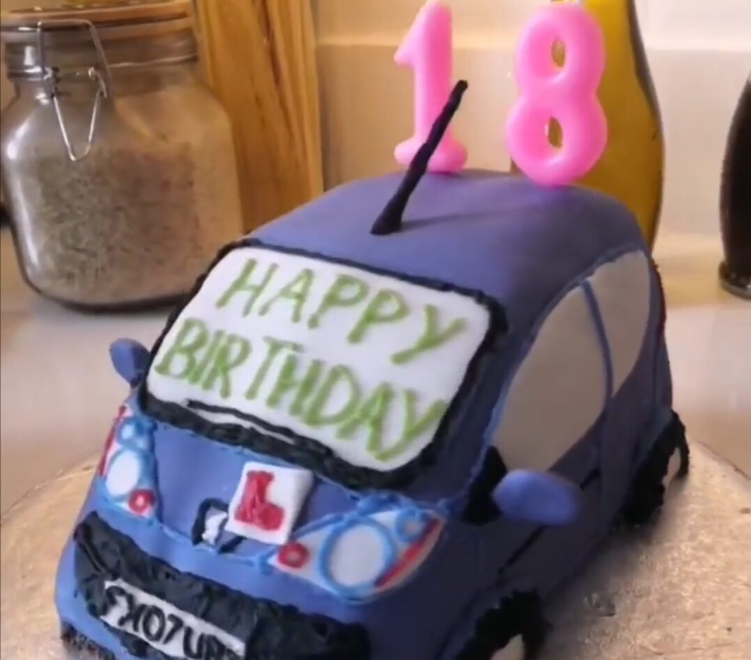 3D Car Fondant Cake - LE PETIT EMPIRE Designer Cakes