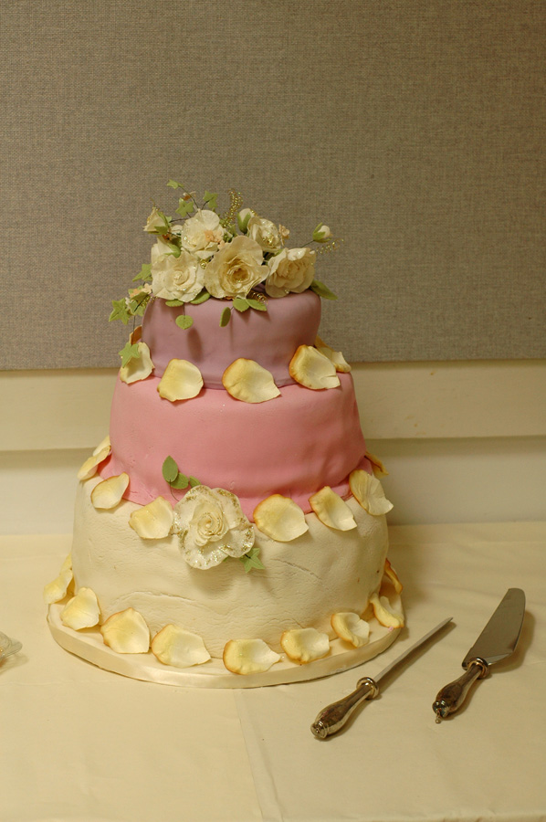 Golden Wedding Anniversary Cake Recipe | Bake with Stork