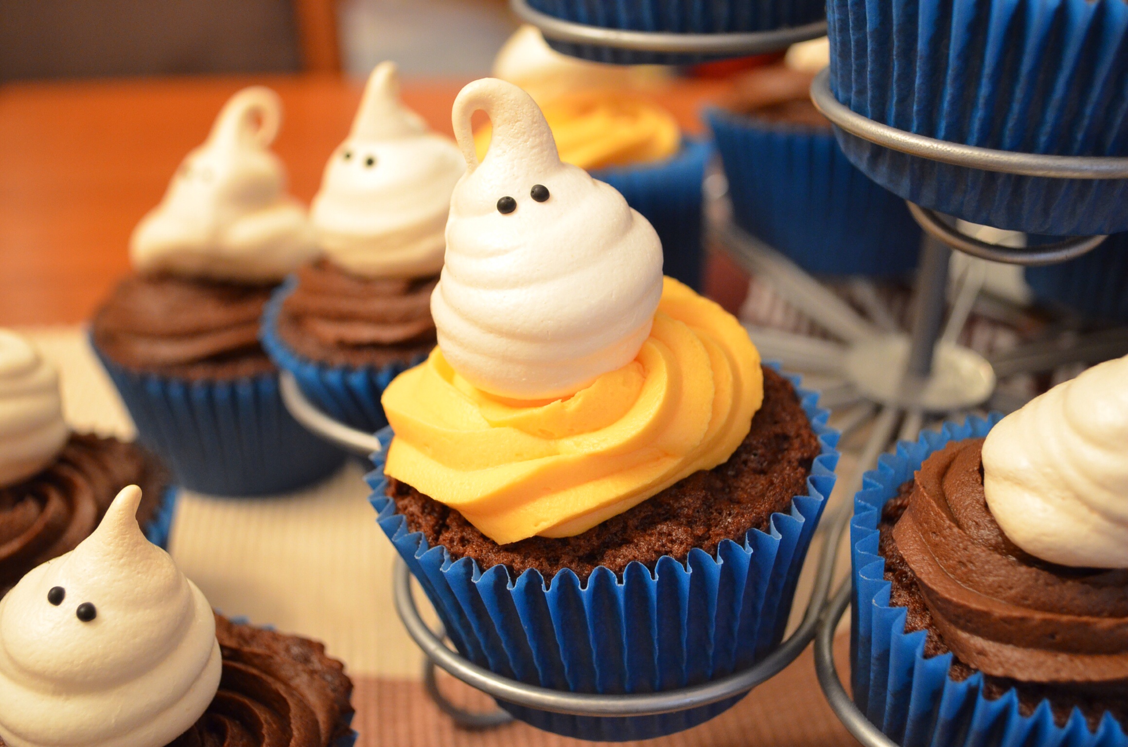 Ghostly Halloween Cupcakes The Great British Bake Off The Great