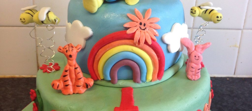 Winnie the Pooh birthday cake | The Great British Bake Off