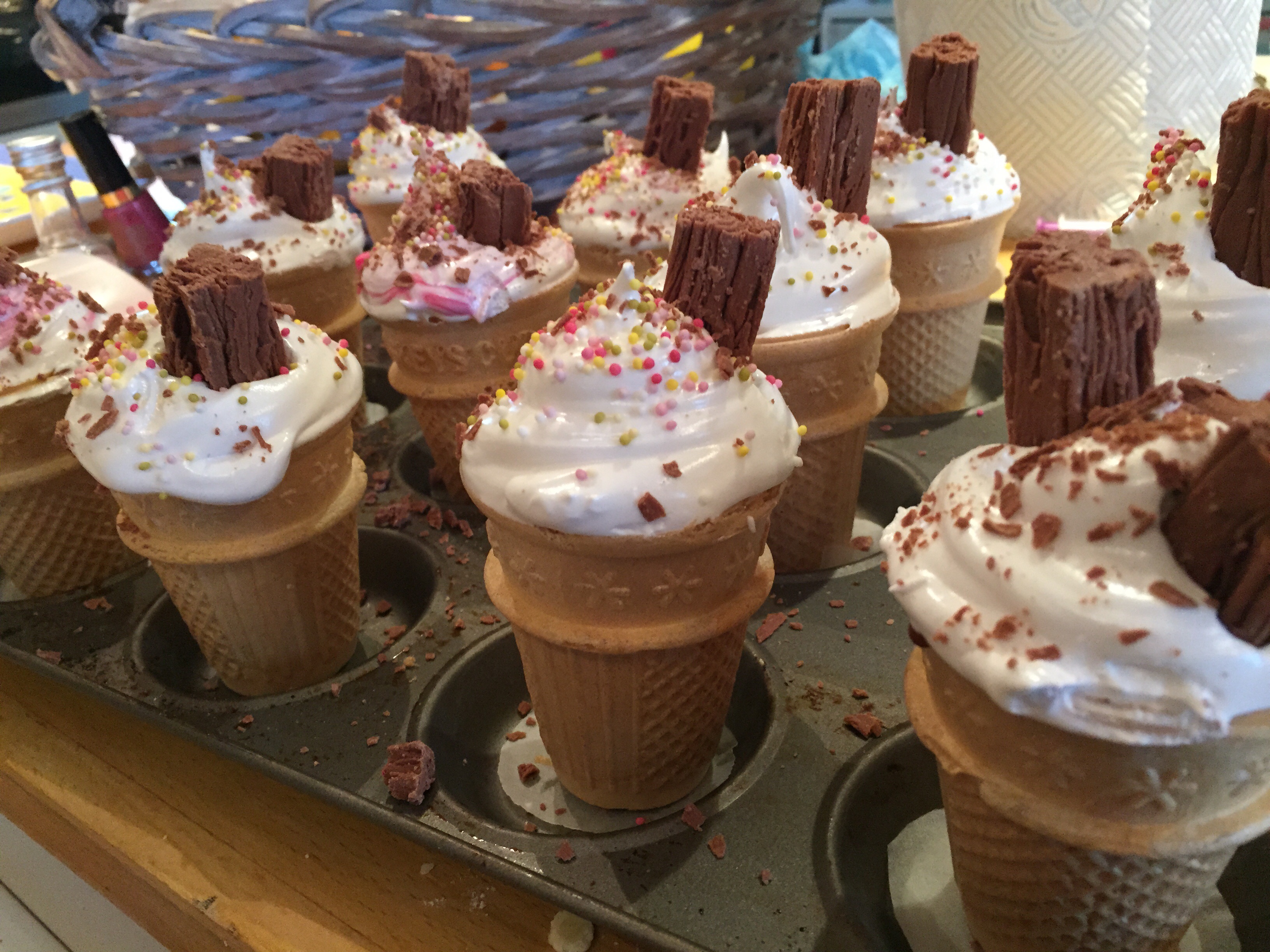 Icecream meringue cupcakes The Great British Bake Off The Great