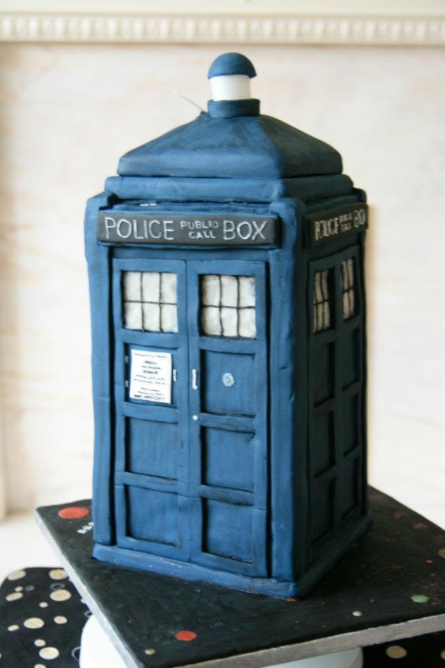 Tardis Wedding Cake - The Great British Bake Off | The Great British