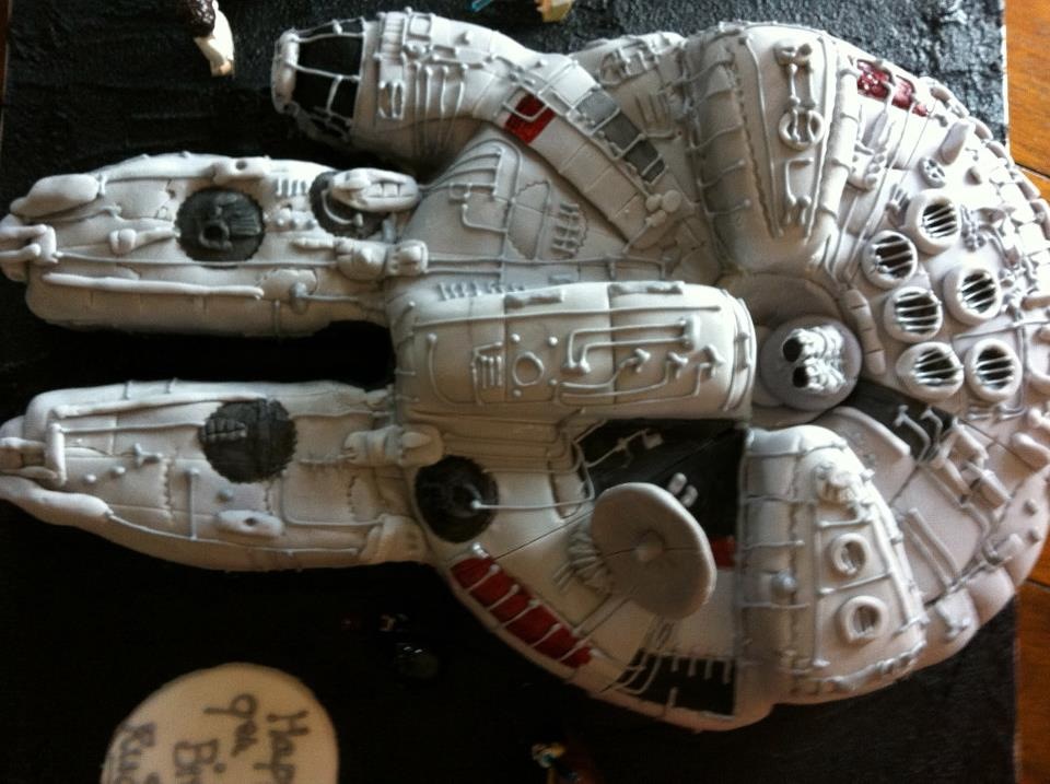 Star Wars Millenium Falcon - The Great British Bake Off